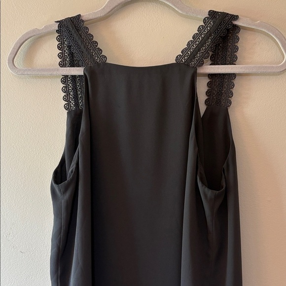 LOFT Grey Lace Trim Camisole Size Small - Picture 3 of 4